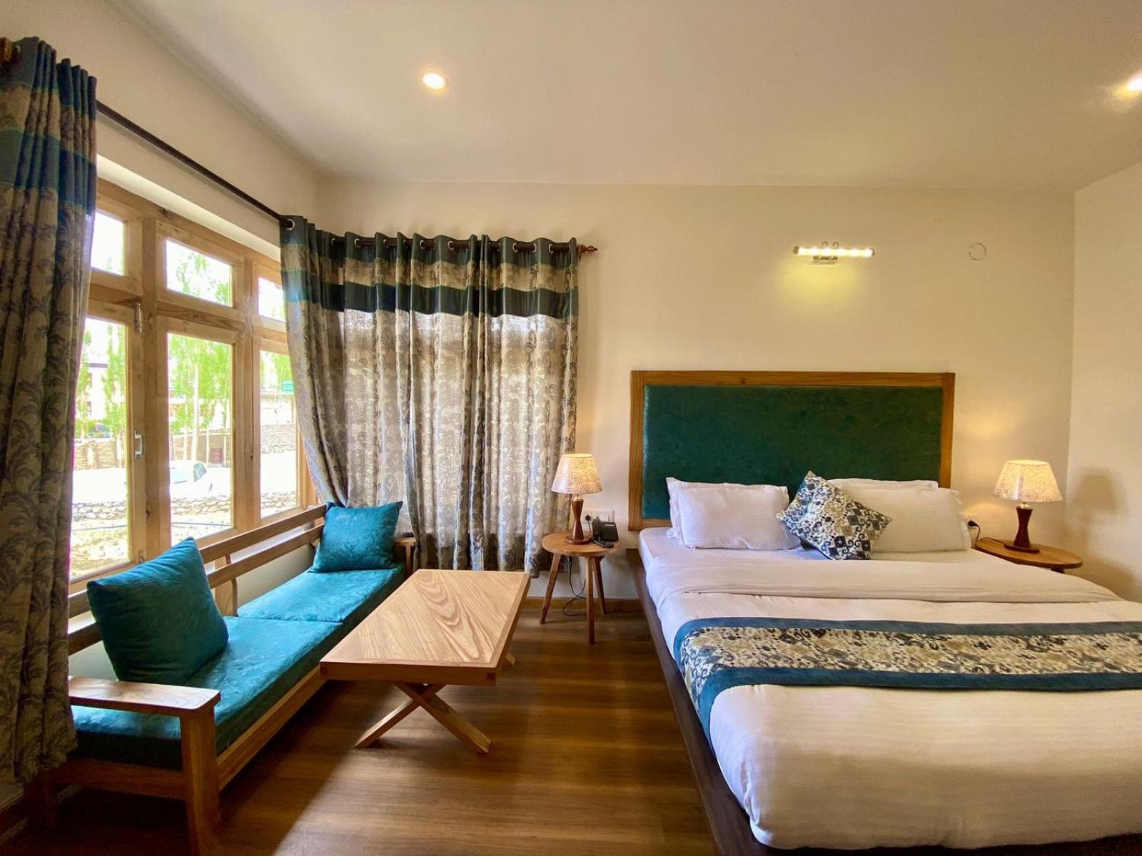 Hotel Palam Hills Leh Eksteriør bilde