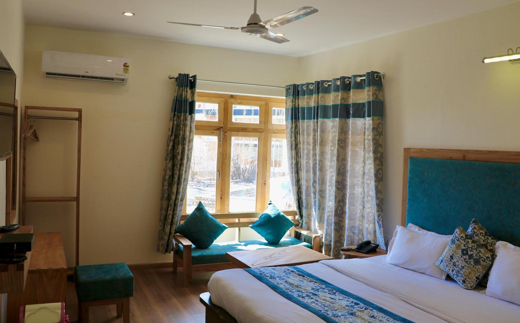 Hotel Palam Hills Leh Eksteriør bilde