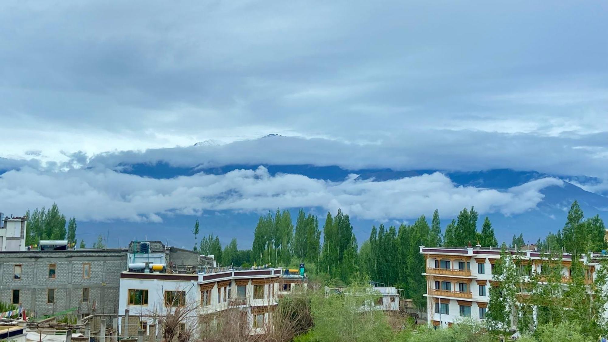 Hotel Palam Hills Leh Eksteriør bilde
