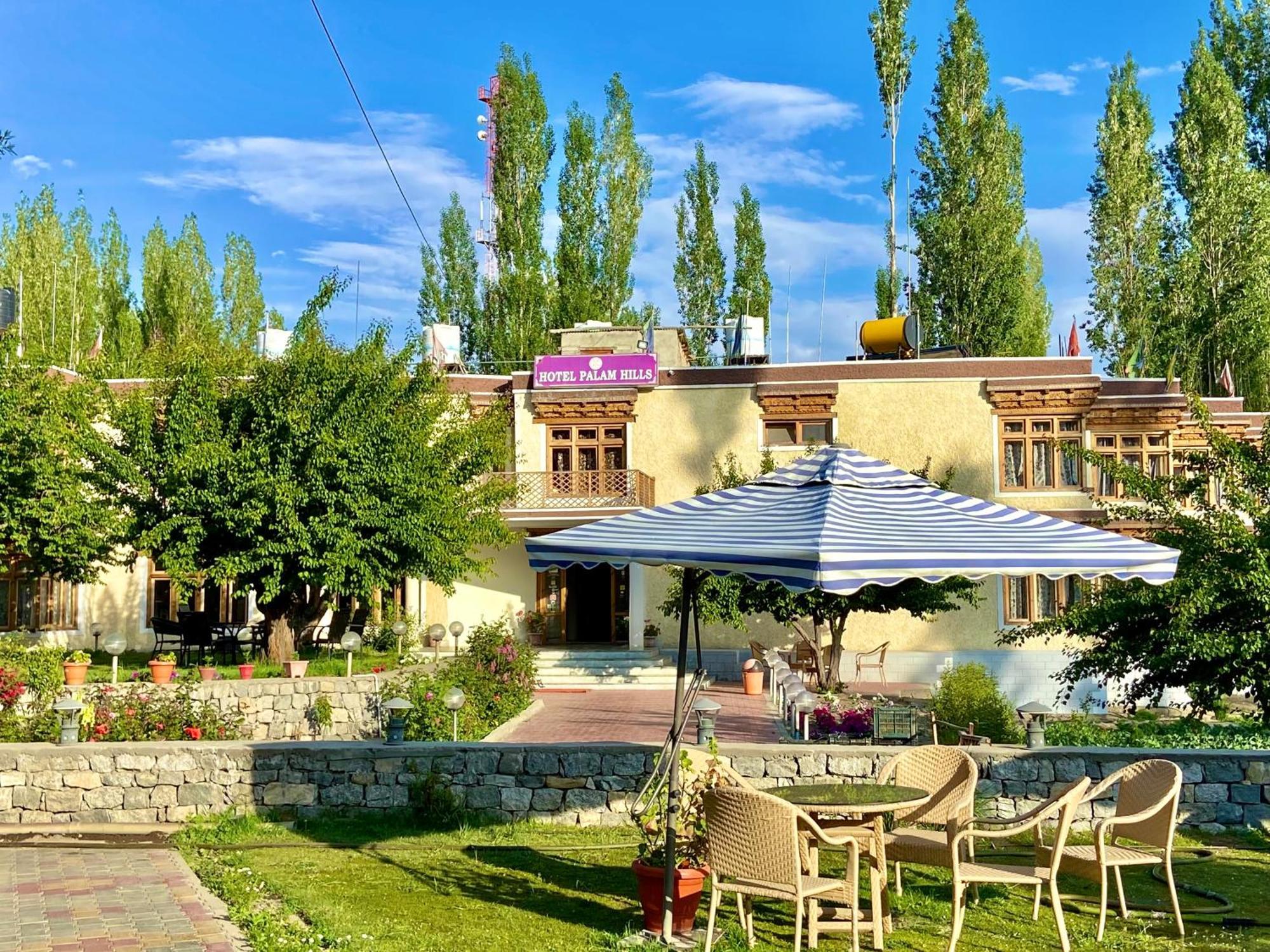 Hotel Palam Hills Leh Eksteriør bilde