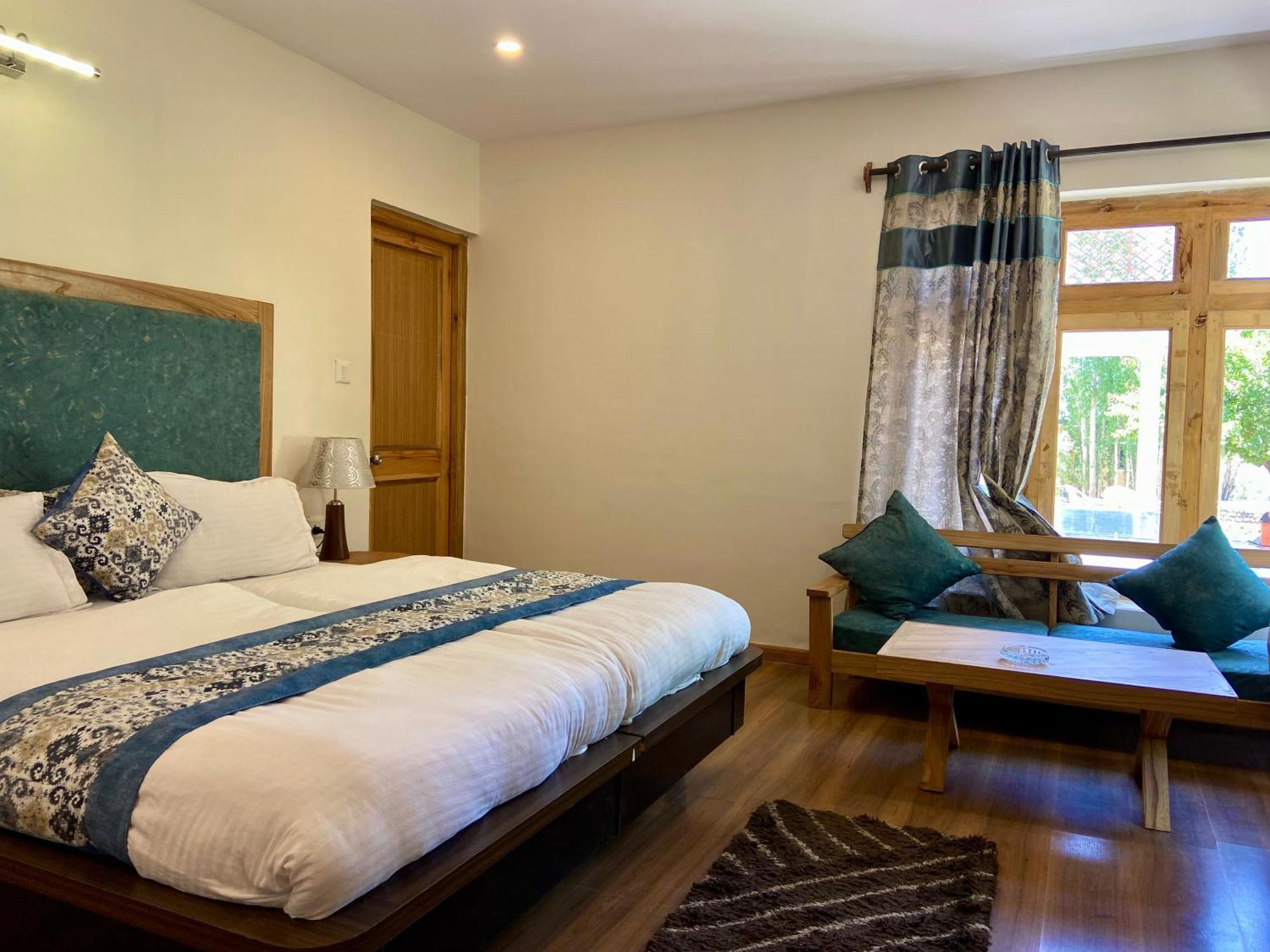 Hotel Palam Hills Leh Eksteriør bilde