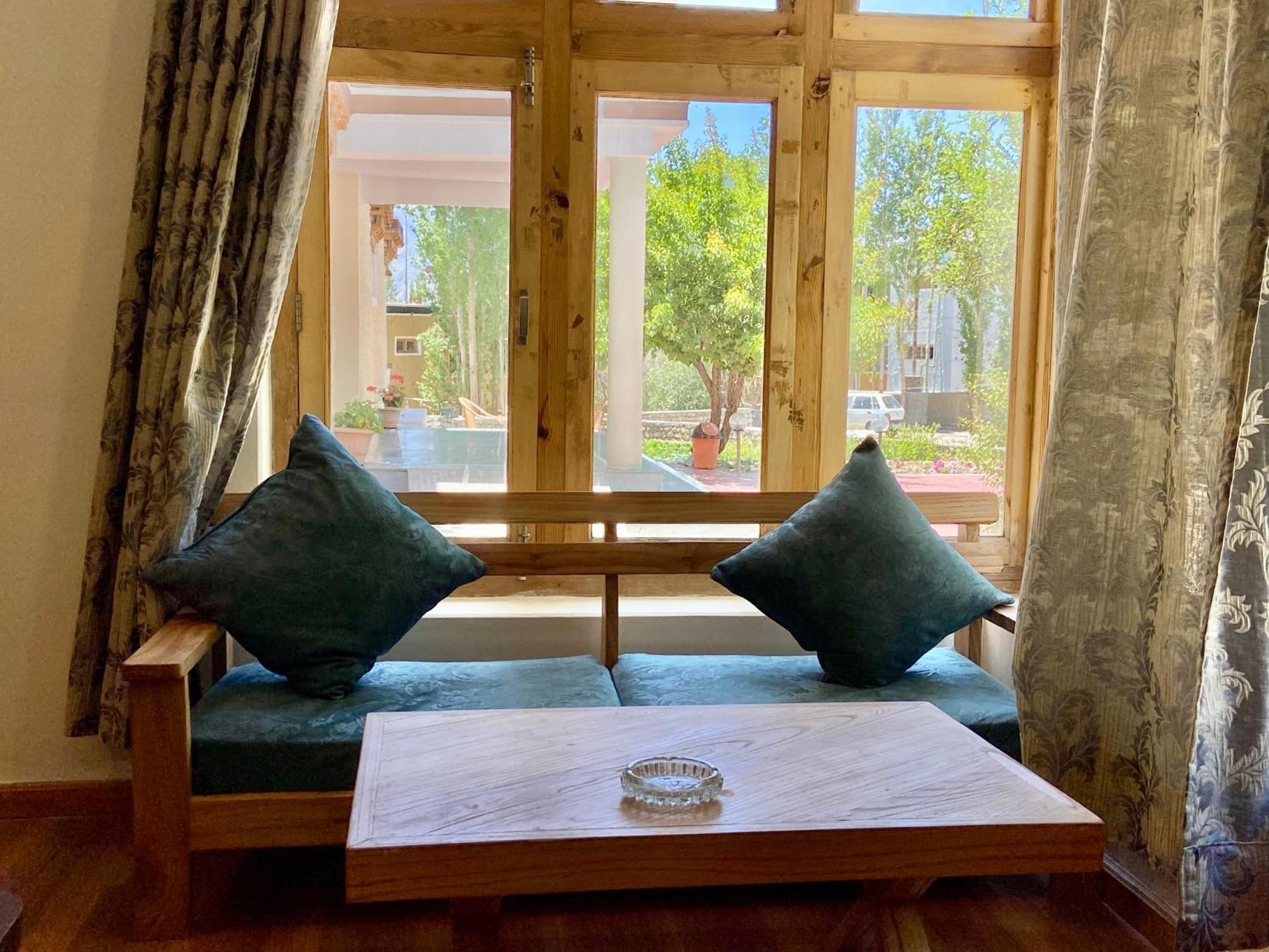 Hotel Palam Hills Leh Eksteriør bilde