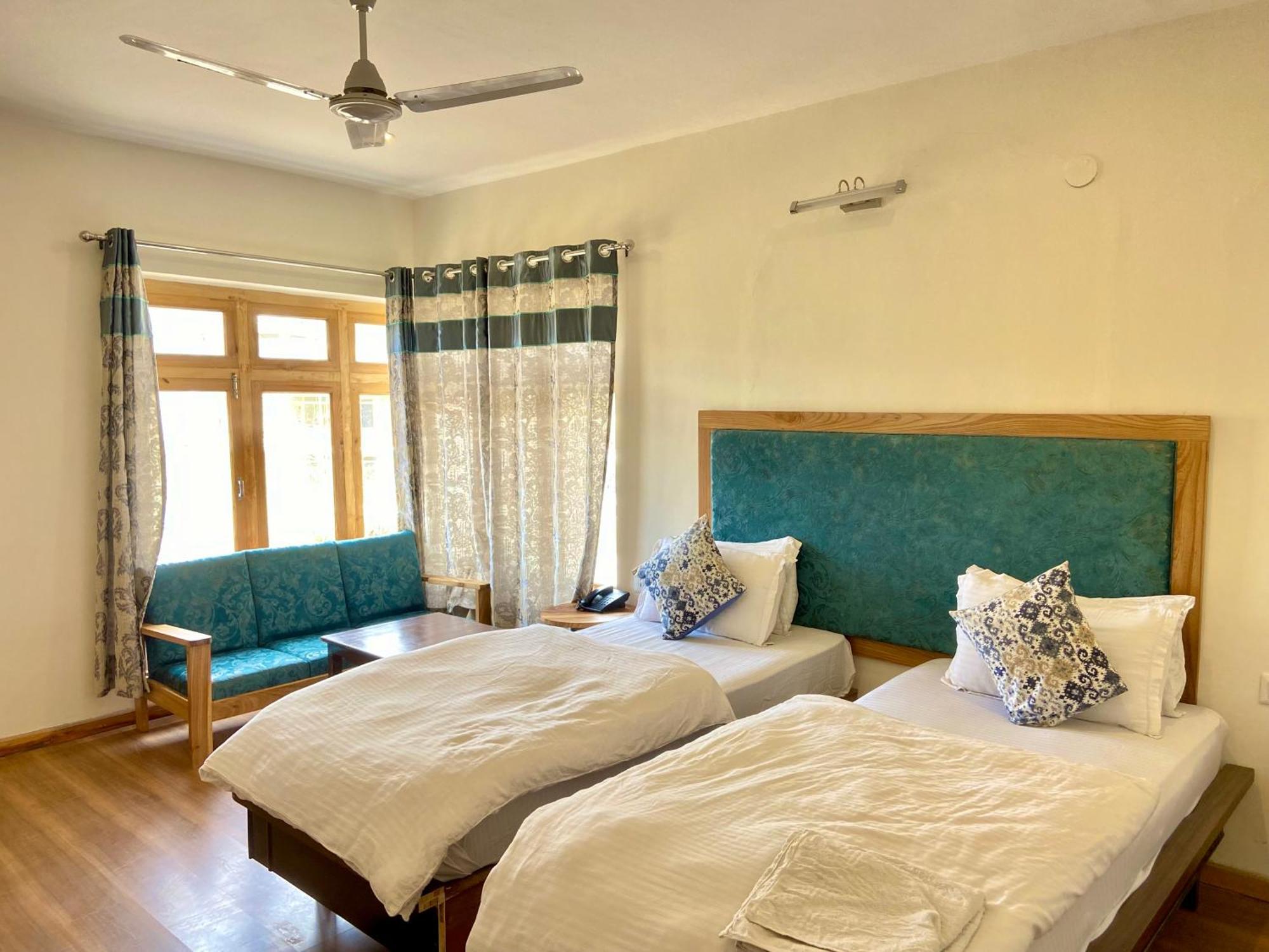 Hotel Palam Hills Leh Eksteriør bilde