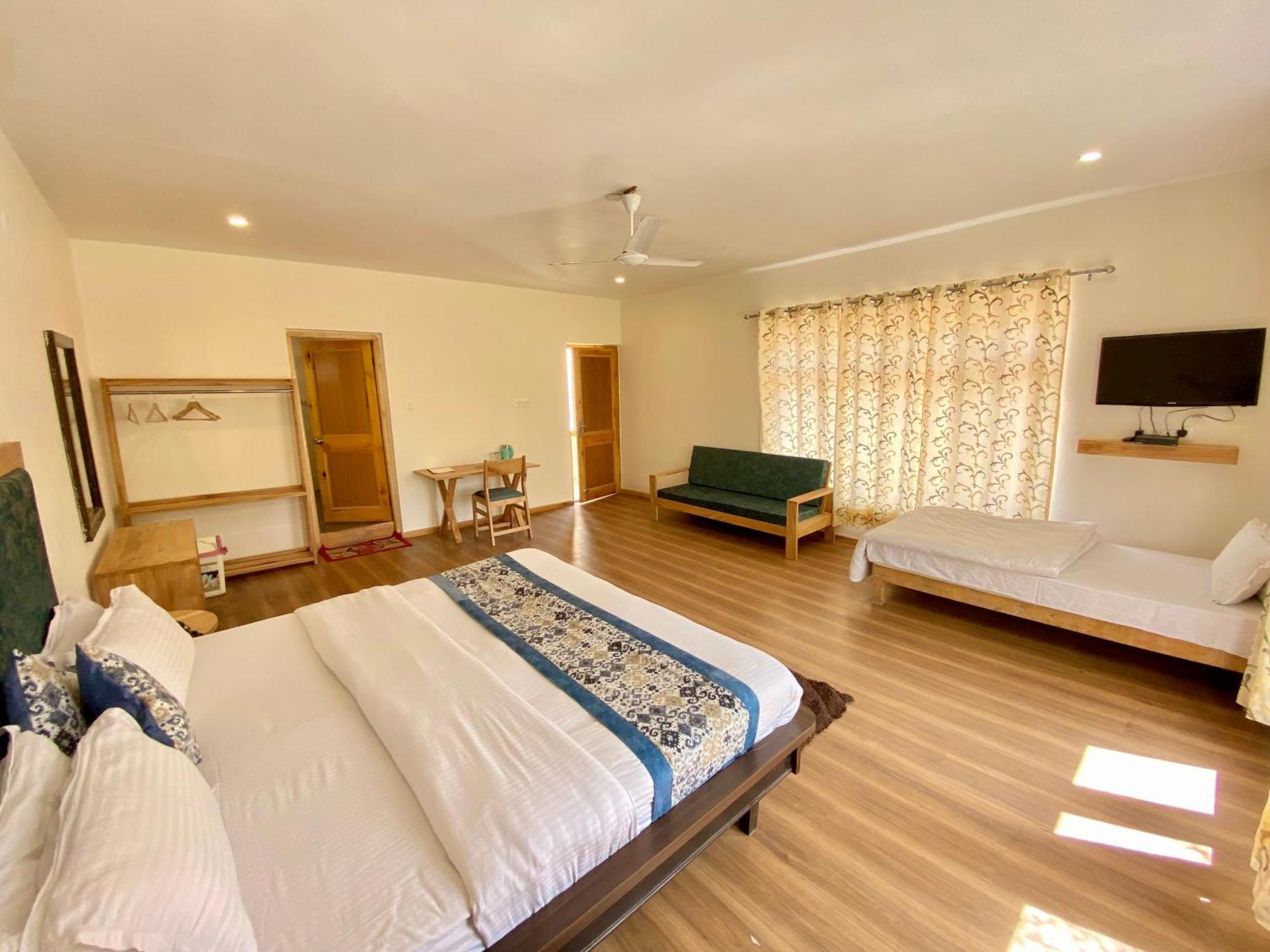 Hotel Palam Hills Leh Eksteriør bilde