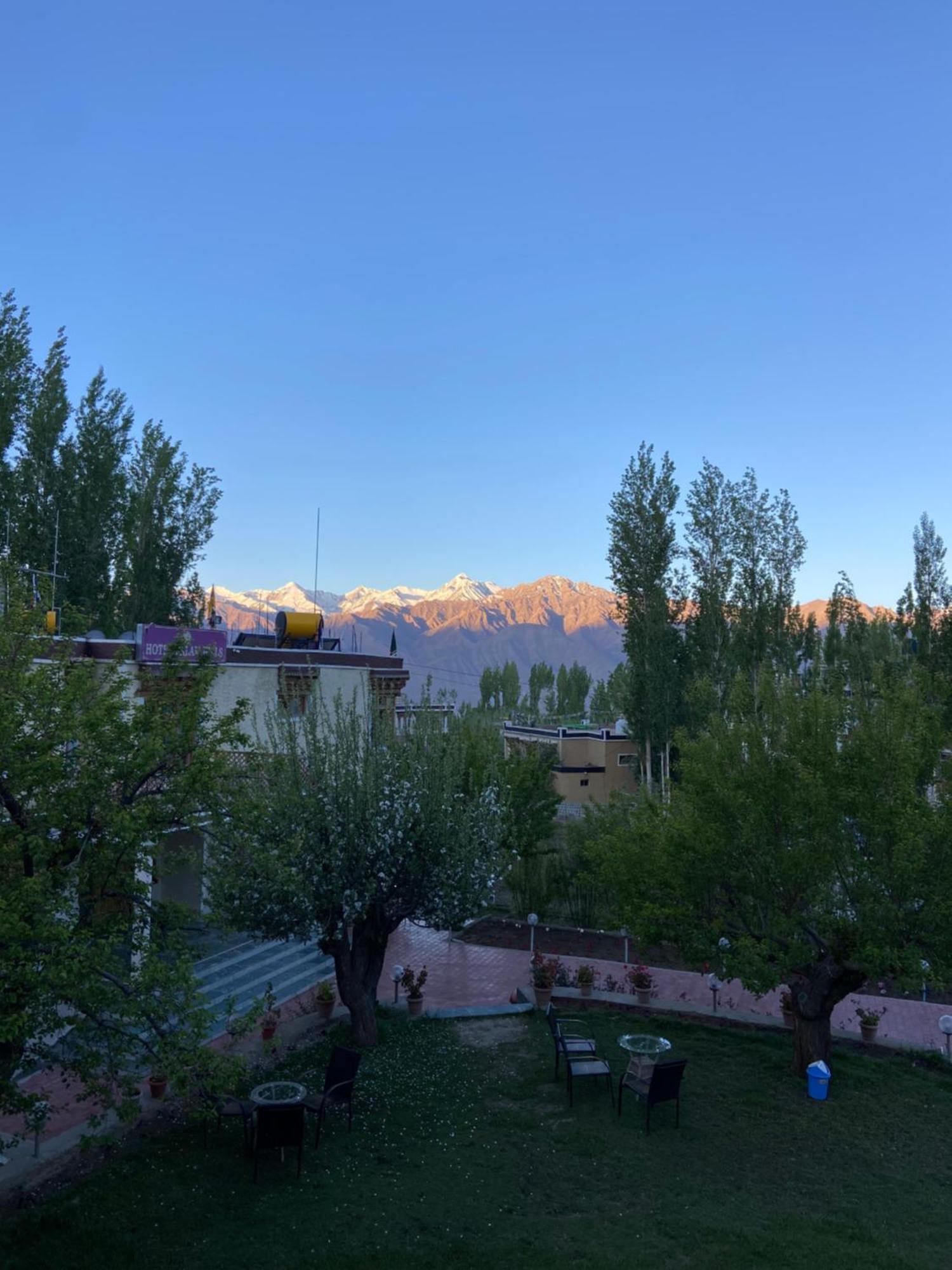 Hotel Palam Hills Leh Eksteriør bilde